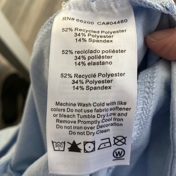 NWT Asics Light Blue Zip Pocket Light Weight Hoodie Size S - Picture 5 of 6